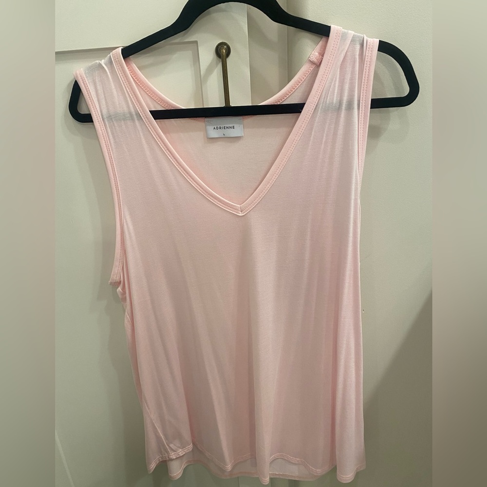 Women’s Tank Top Size Large Light Pink
